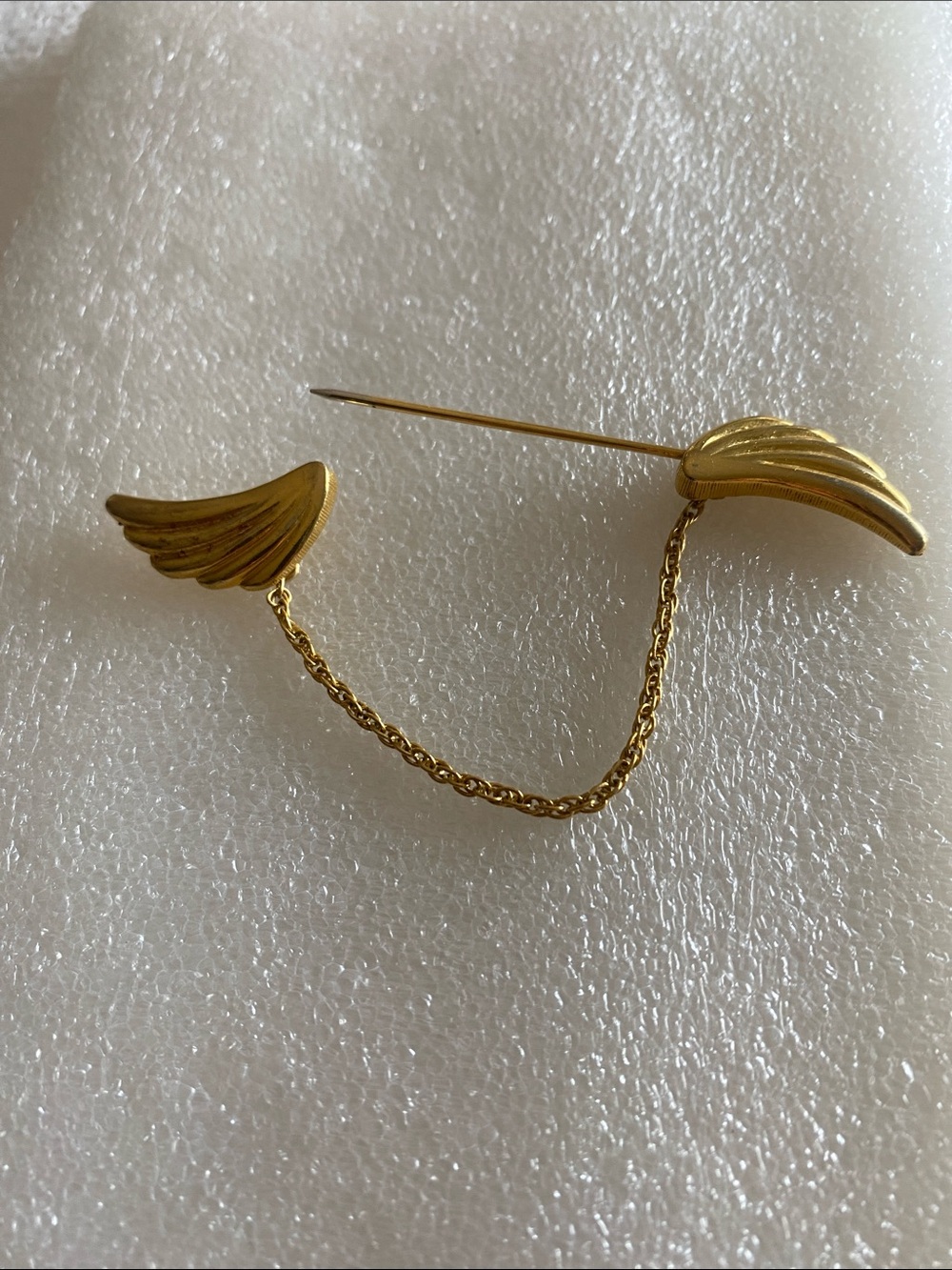 Vtg Biagi Gold Wing Chain Brooch Pin - Elegant Women’s Jewelry